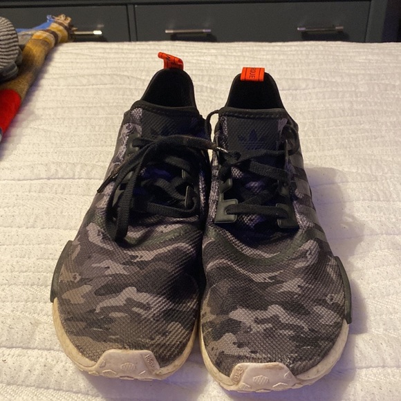 Adidas NMD Boost R1 - Picture 3 of 7